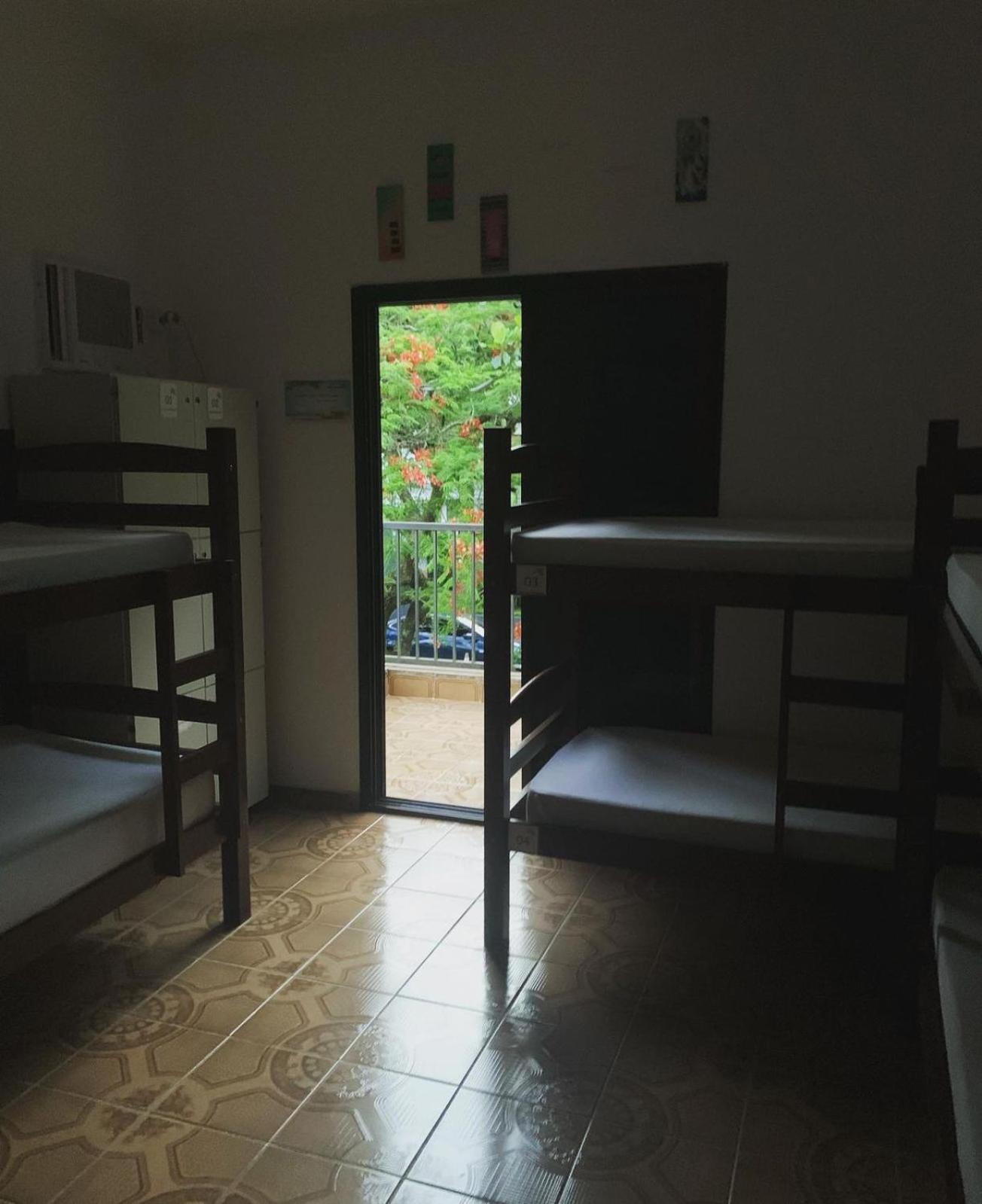 Alma De Mare Hostel Гуаружа Екстериор снимка
